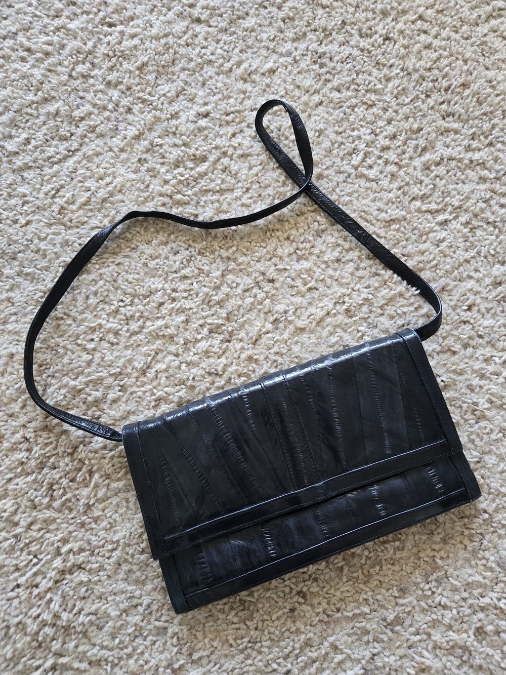 Eel Skin Made In Korea 1950s Women's Classic Crossbody Clutch Midnight Blue